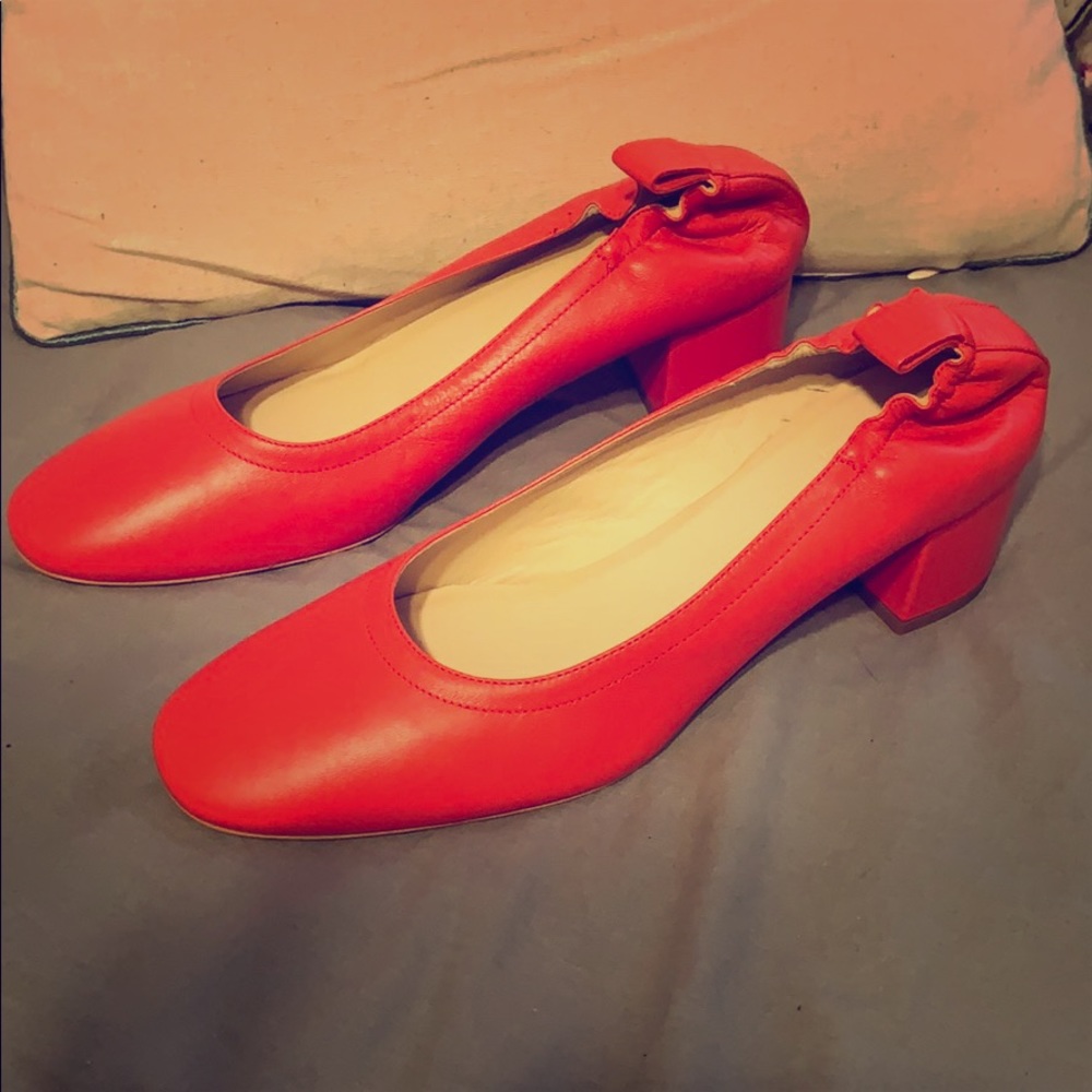 Everlane Italian leather pumps